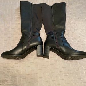 Black Abella Comfort Boots.